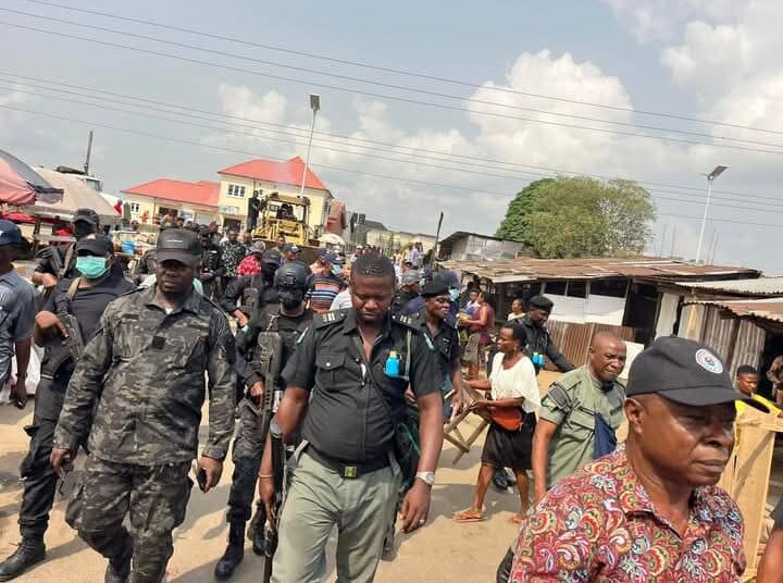Akwa Ibom Cracks Down on Crime, Demolishes Criminal Hideouts in Uyo