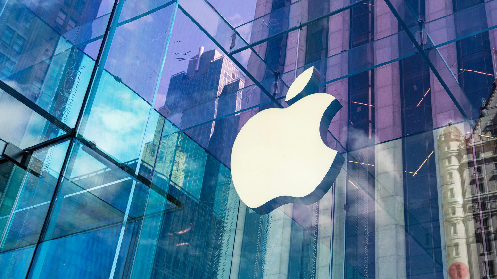UK Drops Demand for Apple Encryption Backdoor, Says US Spy Chief Tulsi Gabbard